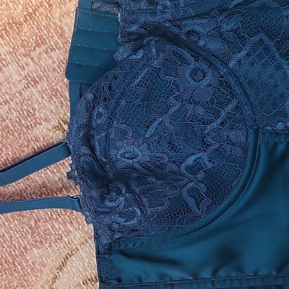 Sincerely Jules Jade Green Satin and Lace Corset Cami Bustier Crop Top - Size L - Picture 3 of 11